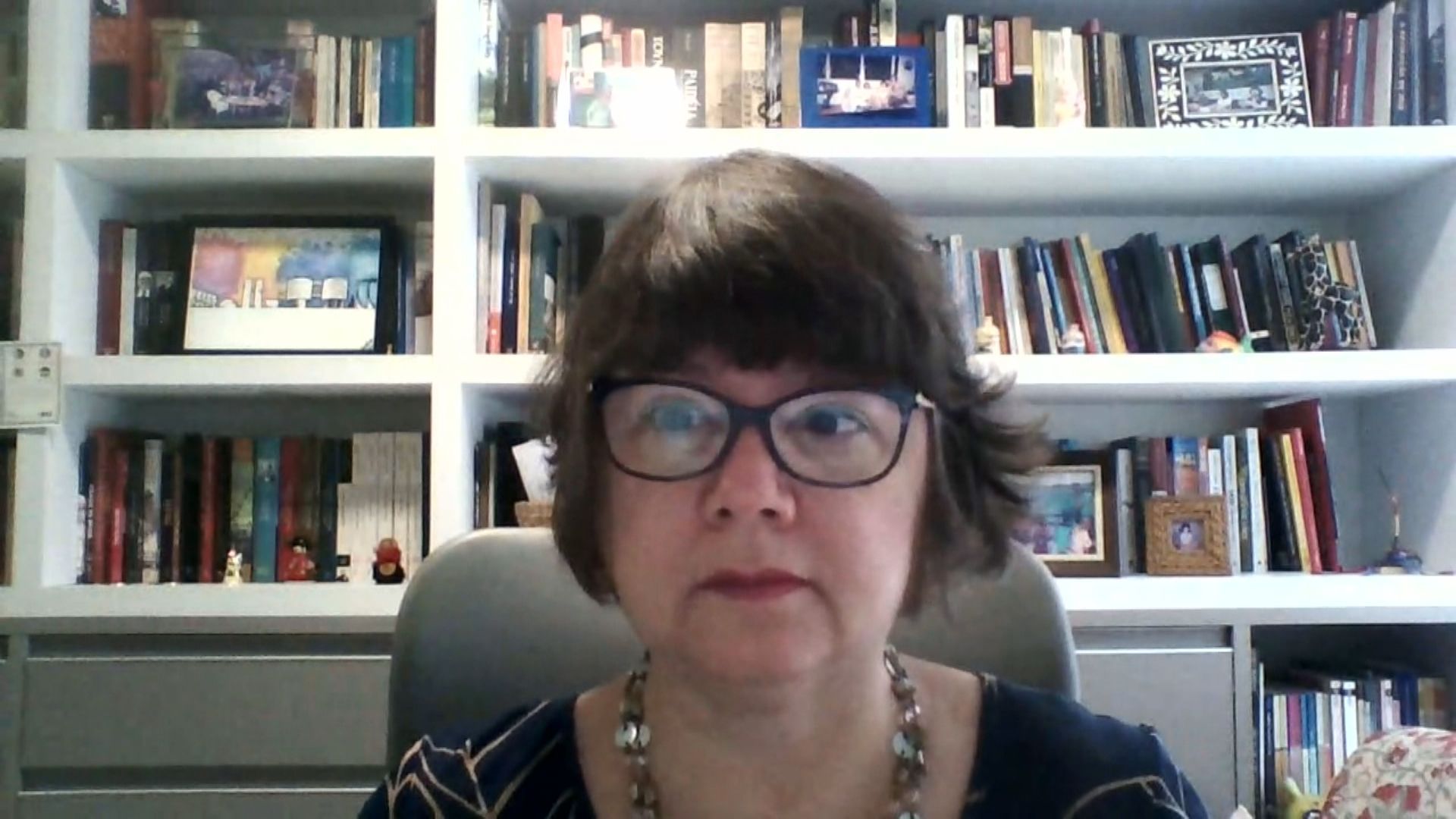 BR_CNN_041122_SKYPE_CRISTINA_frame_0