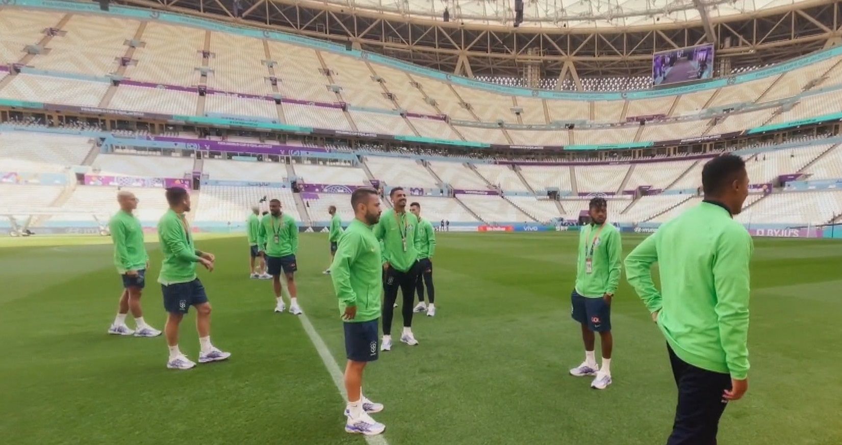 Seleção Brasileira reconhece gramado do Lusail Stadium, em Doha, Catar