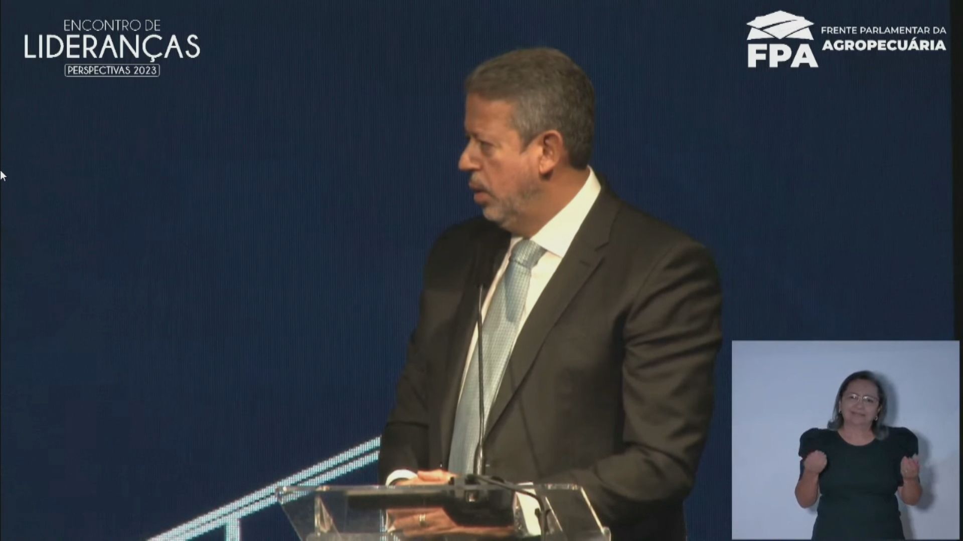 BR_CNN_221122_LIVE_CLEAN_frame_134852