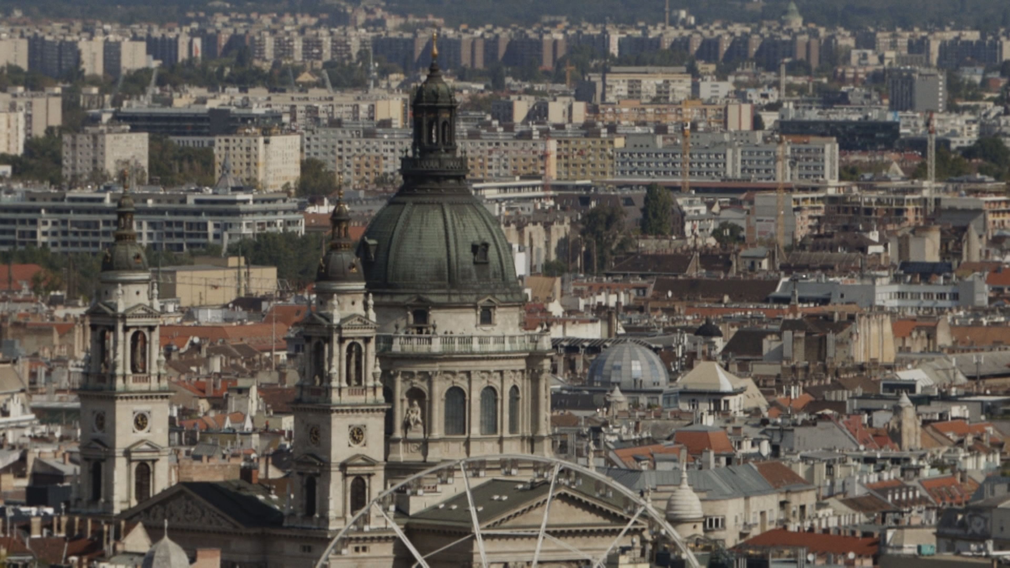 ED_EM_021122_IL_ENTRE_MUNDOS_frame_153