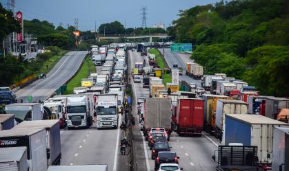 Anvisa alerta para risco de desabastecimento de suprimentos à saúde devido a bloqueios