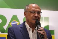 Alckmin diz que juros estão 