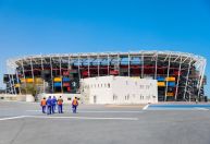 Estádio feito com contêineres, 974 será doado e está em busca de um novo país