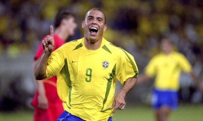 Ronaldo é um dos maiores artilheiros da copa do mundo, com 15 gols marcados no campeonato.