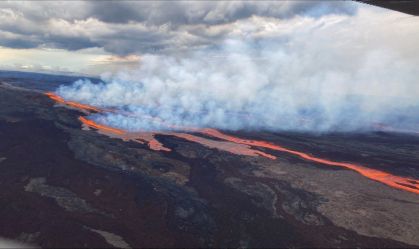 vulcão em erupção no Havaí