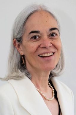 Maria Thereza de Assis Moura