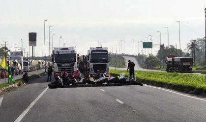 Brasil tem 19 pontos de bloqueios e interdições em estradas, aponta PRF