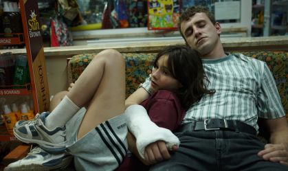 Atriz mirim de "Aftersun" sobre filme: "Não sabia que era para ser triste"