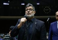 Alexandre Frota é condenado a pagar R$ 50 mil a presidente do PT de Ubatuba