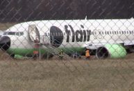 Avião sai da pista no aeroporto de Waterloo, no Canadá