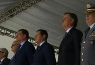 Mourão pede a Bolsonaro que fale com “seu povo” durante evento no Rio