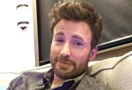 Chris Evans revela desejo de estrelar em musical: "Quero cantar e dançar"