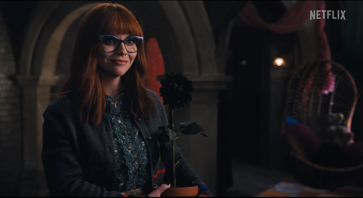 Christina Ricci em "Wandinha" / Reprodução/YouTube