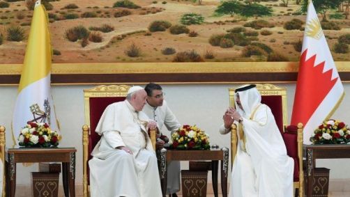Papa Francisco encerrou sua viagem neste domingo (6)