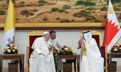 Papa Francisco encerrou sua viagem neste domingo (6)