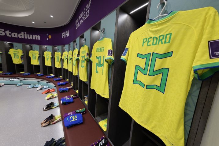 Vestiário da Seleção Brasileira no Lusail Stadium, em Doha, no Catar, para a estreia contra a Sérvia na Copa do Mundo / Reprodução/CBF