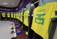 Brasil repete cinco titulares da estreia na Copa do Mundo de 2018
