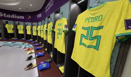 Veja imagens do vestiário do Brasil para a estreia na Copa