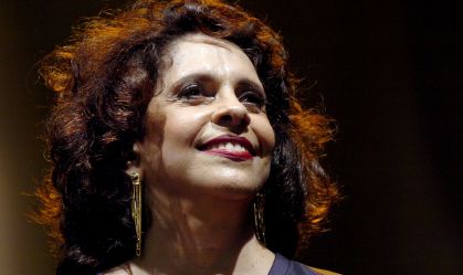 Filho de Gal Costa pede na Justiça que cantora seja exumada para investigação sobre causa da morte