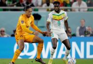 Técnico do Senegal lamenta gols perdidos pelo time na derrota para a Holanda