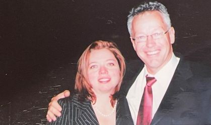 Eles se apaixonaram nos anos 1980 e se reconectaram 23 anos depois