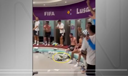 Messi durante comemoração da Argentina após vitória sobre o México