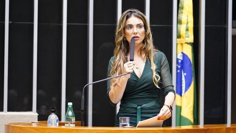 Quem é Paula Belmonte, candidata ao governo do Distrito Federal