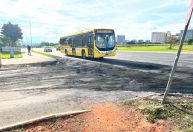 Brasília amanhece com fuligem, caçambas reviradas e prédios vandalizados após tentativa de invasão à PF