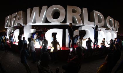 “Sport washing” e corrupção moldam polêmicas em torno da realização da Copa no Catar