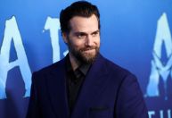 Fora de “Super-Homem”, Henry Cavill pode estrelar filme do jogo “Warhammer 40.000”