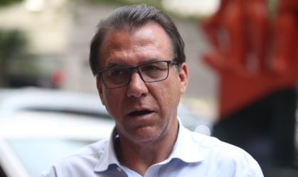 Pronunciamento de Marinho sobre reajuste do mínimo é cancelado após atos