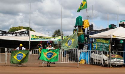 Acampamento no DF tinha massagem, teatro de fantoche e cantinho da confissão, diz PGR