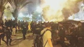 Manifestantes tentam invadir a sede da Polícia Federal em Brasília