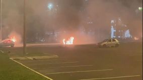 Manifestantes tentam invadir a sede da Polícia Federal em Brasília