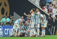 Argentina vence a França nos pênaltis e é tricampeã da Copa do Mundo