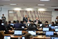 Relatório da PEC do Estouro facilita mudança do teto de gastos em 2023