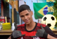 Luva de Pedreiro anuncia que será pai e diz o nome de filho: “Cristiano Ronaldo Jr. vem aí”