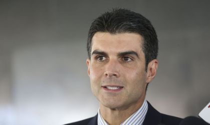Helder Barbalho (MDB) fala com a imprensa