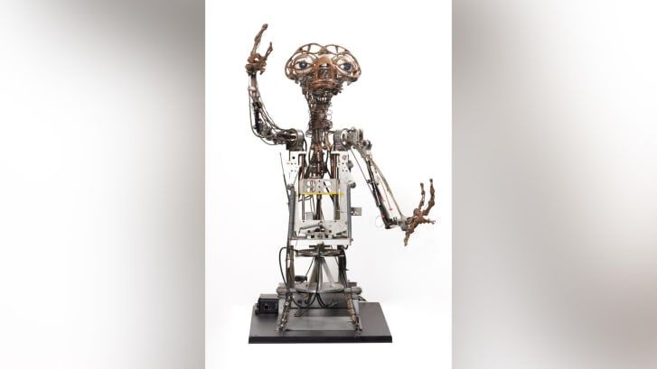O "E.T" foi criado por Carlo Rambaldi em 1981 / Julien's Auctions