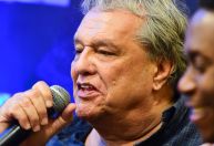Ex-diretor da Globo Dennis Carvalho está internado em estado grave no Rio