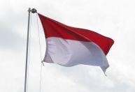 Ao menos 15 pessoas morrem após serem levadas por rio na Indonésia