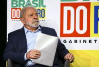 Após ameaça de bomba em Brasília, Lula conversa com Dino sobre segurança da posse