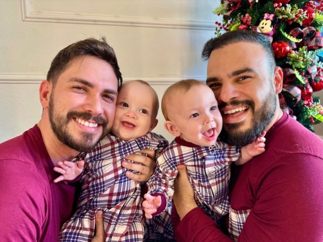 Robert e Gustavo com os filhos Marc e Maya. / Arquivo pessoal