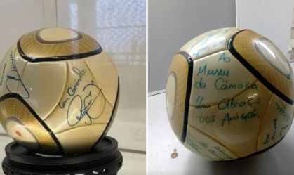 PM recupera bola autografada por Neymar roubada do Congresso durante atos criminosos