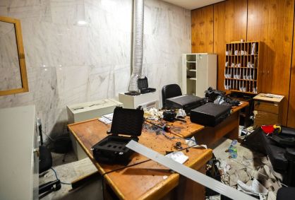 Brasília contabiliza estragos nas sedes dos Três Poderes no dia seguinte a ataque