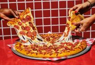 Pizza Hut traz de volta nos EUA um dos pratos favoritos de clientes nos anos 90