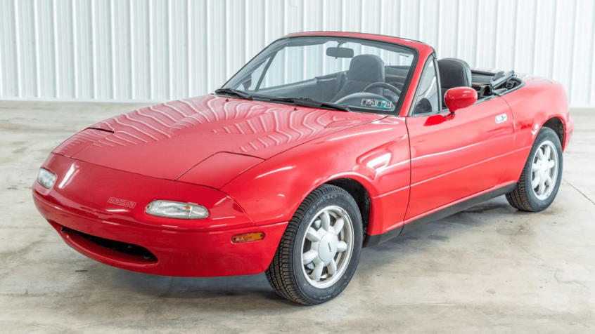 Modelo Mazda Miatas de 1991 / Bring A Trailer / Divulgação