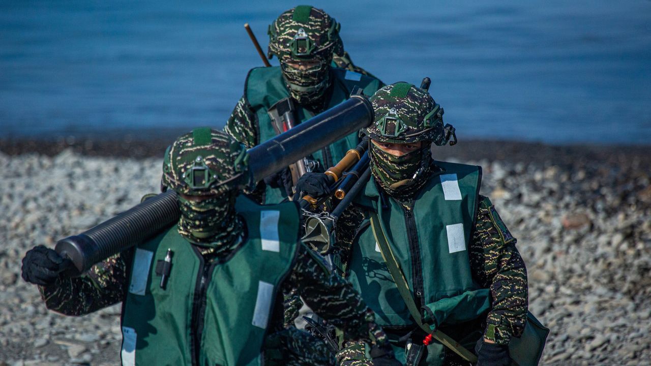 230113085949-09-taiwan-extends-mandatory-military-service