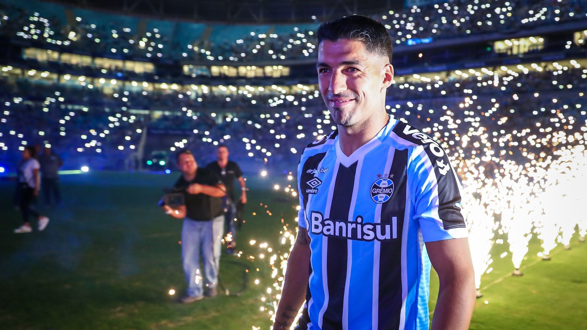 Atacante uruguaio Luis Suárez durante apresentação no Grêmio