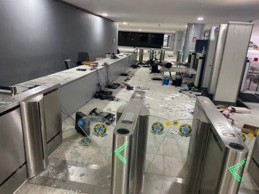Brasília contabiliza estragos nas sedes dos Três Poderes no dia seguinte a ataque